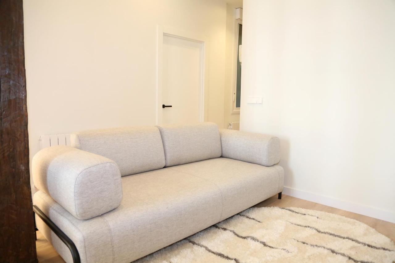 Piso Boutique Frente Al Casco Viejo De Bilbao Apartment Exterior photo